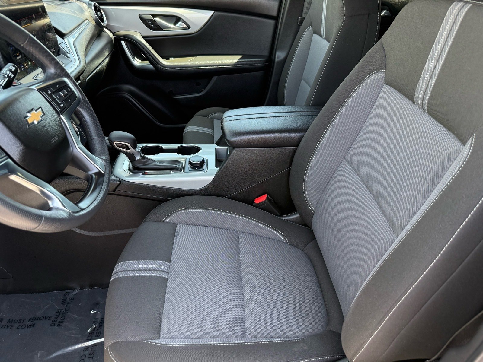 Used 2025 Chevrolet Blazer LT AWD/4WD image 13