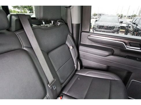 Used 2025 Chevrolet Silverado 2500 LTZ w/ LTZ Convenience Package AWD/4WD image 12