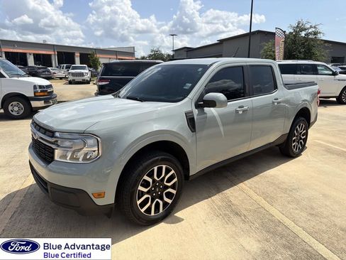 Used 2023 Ford Maverick Lariat FWD image 5