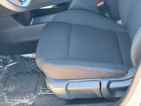 Used 2024 Nissan Rogue S AWD/4WD image 19