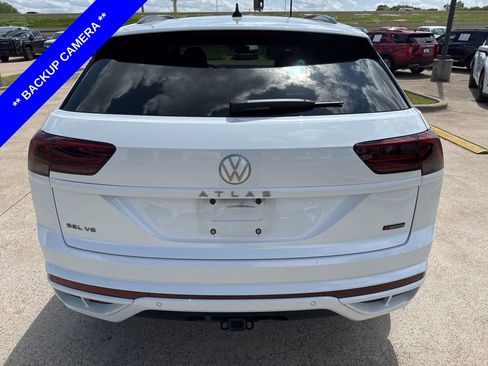 Used 2022 Volkswagen Atlas Cross Sport SEL Premium R-Line image 9