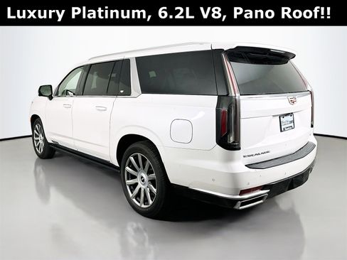 Used 2022 Cadillac Escalade ESV Premium Luxury Platinum image 6