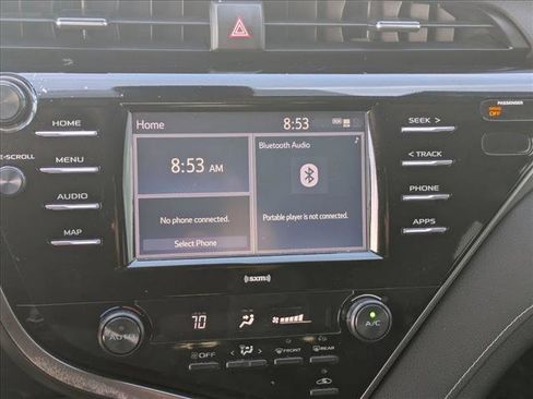 Used 2020 Toyota Camry SE image 20