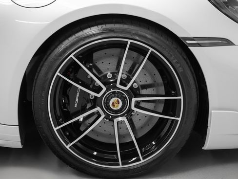 Used 2025 Porsche 911 Turbo S image 20