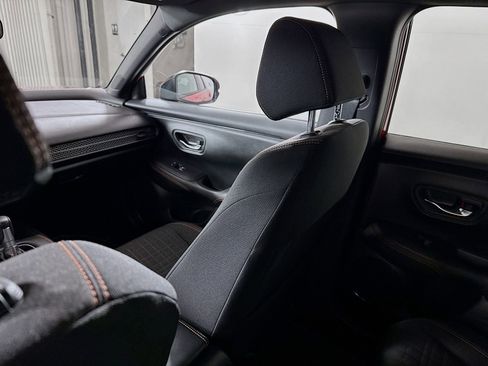 Used 2025 Honda HR-V Sport image 19