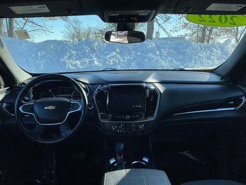 Used 2022 Chevrolet Traverse LT AWD/4WD image 16