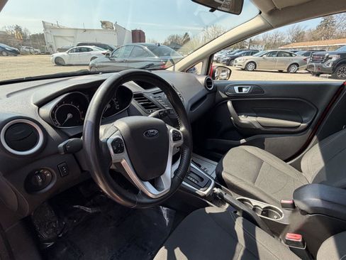 Used 2015 Ford Fiesta SE w/ Comfort Package image 12
