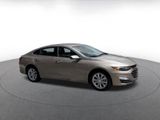 Used 2024 Chevrolet Malibu LT image 2