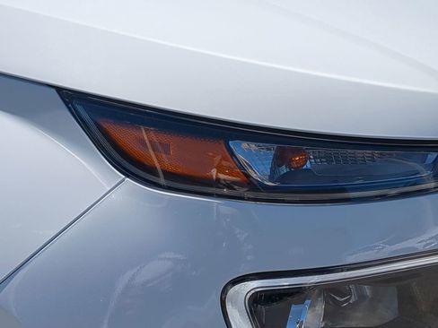 New 2025 Hyundai Venue Limited image 9