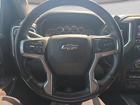 Used 2019 Chevrolet Silverado 1500 LT Trail Boss AWD/4WD image 23