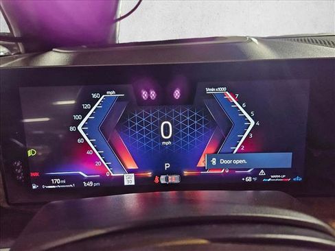 Used 2023 BMW X7 xDrive40i w/ Executive Package image 11