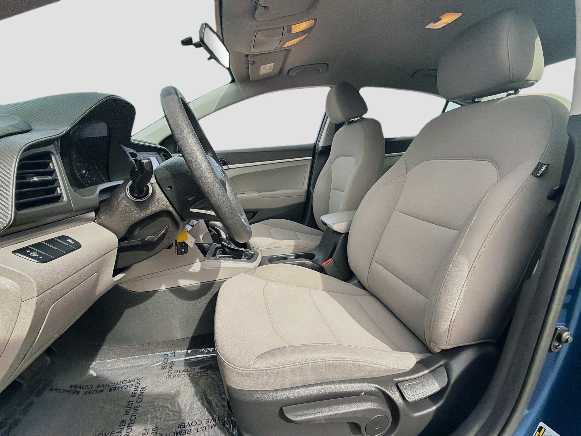 Used 2019 Hyundai Elantra SE FWD image 13