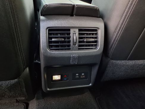 Certified 2023 Nissan Rogue SL w/ SL Premium Package image 24