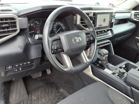 Used 2022 Toyota Tundra SR5 AWD/4WD image 22