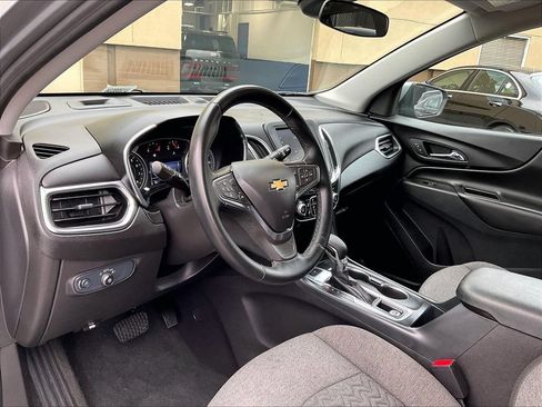 Used 2024 Chevrolet Equinox LT AWD/4WD image 8
