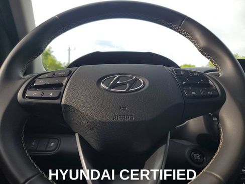 Certified 2025 Hyundai Venue Limited FWD image 13