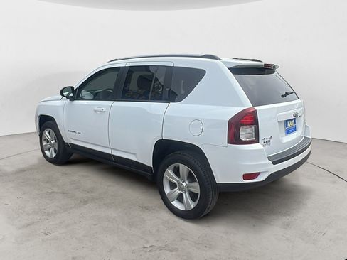 Used 2017 Jeep Compass Sport w/ Power Value Group AWD/4WD image 4
