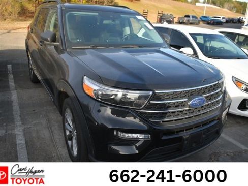 Used 2022 Ford Explorer XLT w/ Equipment Group 202A image 1