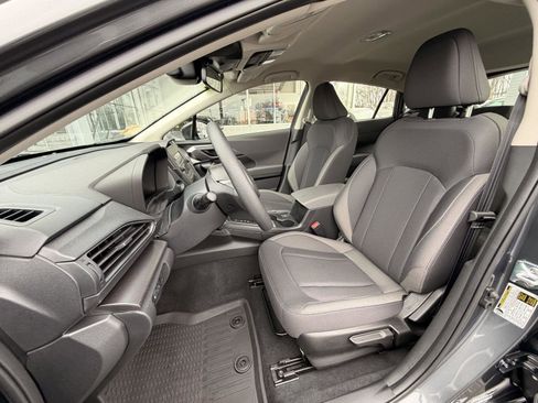 Certified 2025 Subaru Impreza 2.0i image 13