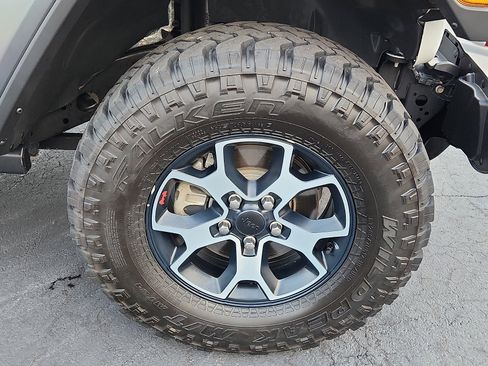 Certified 2022 Jeep Wrangler Unlimited Rubicon w/ LED Lighting Group image 8