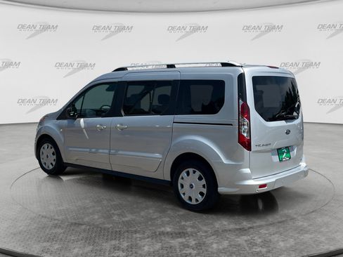 Used 2020 Ford Transit Connect XLT FWD image 6