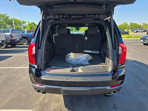 New 2026 GMC Yukon XL Denali Ultimate AWD/4WD image 28