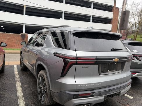 Certified 2025 Chevrolet Traverse LT w/ Sun and Wheel Package image 7