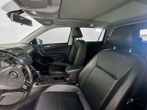 Used 2019 Volkswagen Tiguan SE w/ Panoramic Sunroof Package FWD image 21