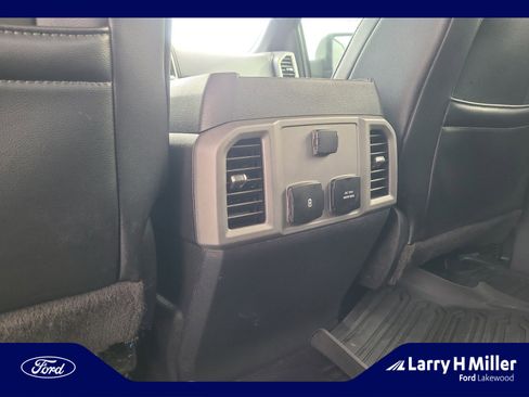 Used 2018 Ford F150 Raptor w/ Equipment Group 802A Luxury image 32