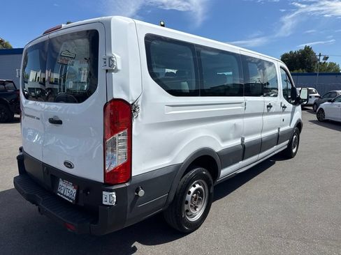 Used 2015 Ford Transit 350 XL RWD image 4