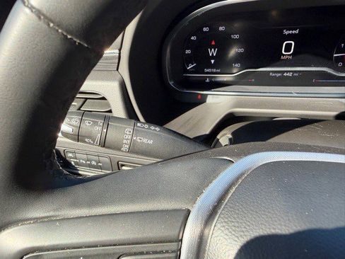 Certified 2024 GMC Yukon XL SLT image 22