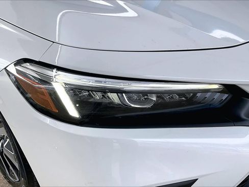 Used 2022 Honda Civic EX image 27