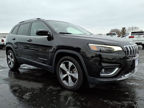 Certified 2019 Jeep Cherokee Limited image 1