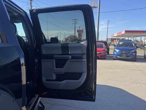 Used 2016 Ford F150 XLT image 22