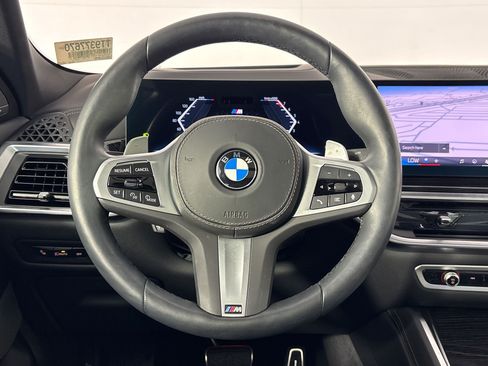 Used 2026 BMW X6 xDrive40i w/ Executive Package AWD/4WD image 11