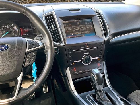 Used 2015 Ford Edge Sport image 6