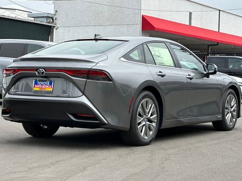 New 2025 Toyota Mirai XLE image 3
