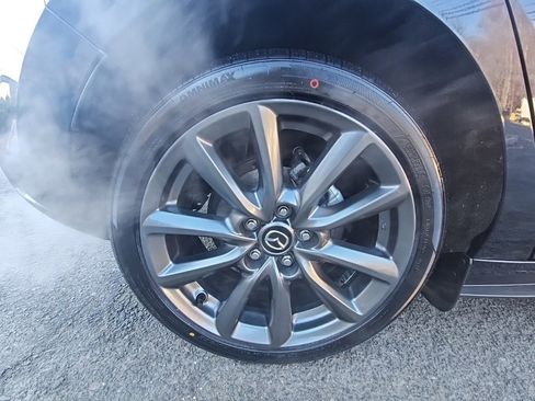 Used 2020 MAZDA MAZDA3 AWD Hatchback w/ Preferred Pkg image 16