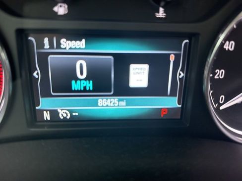 Used 2018 Buick Enclave Premium w/ Experience Buick Package image 12