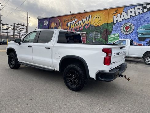 Used 2023 Chevrolet Silverado 1500 ZR2 w/ Technology Package image 3