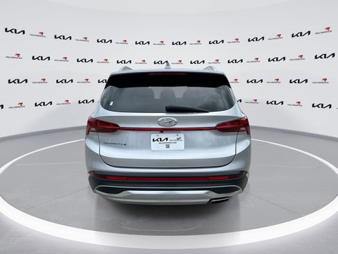 Used 2022 Hyundai Santa Fe SEL FWD image 7