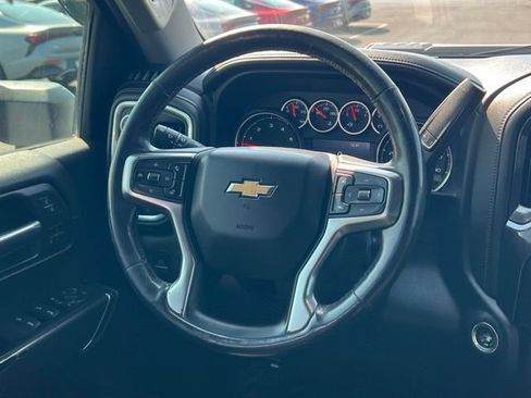 Used 2020 Chevrolet Silverado 2500 LTZ AWD/4WD image 15