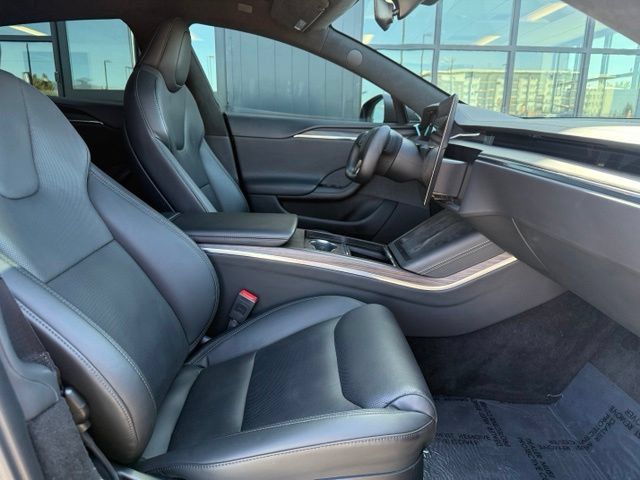 Used 2022 Tesla Model S AWD/4WD image 27