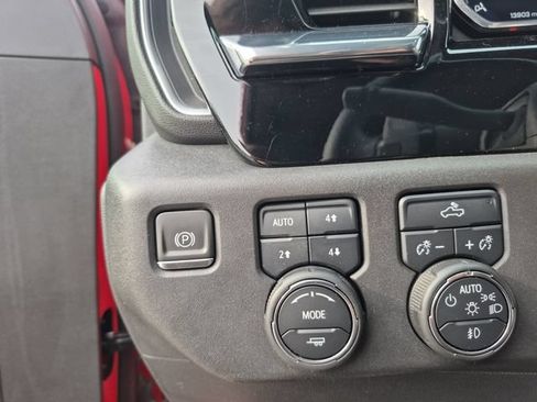 Used 2024 Chevrolet Silverado 1500 LT Trail Boss w/ Convenience Package II AWD/4WD image 27