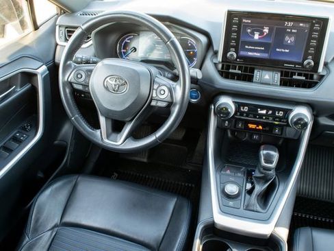 Used 2019 Toyota RAV4 XSE image 23