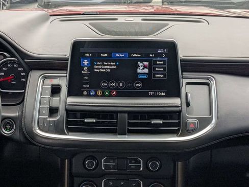 Used 2021 Chevrolet Suburban High Country RWD image 18