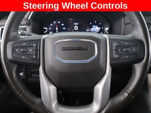 Used 2024 GMC Yukon Denali w/ Advanced Technology Package AWD/4WD image 24