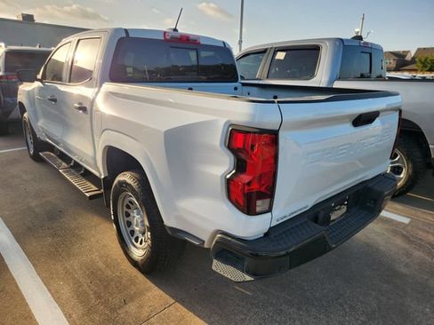 Used 2025 Chevrolet Colorado W/T w/ WT Convenience Package II RWD image 4