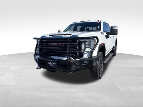 Used 2022 GMC Sierra 2500 Denali w/ Denali Ultimate Package image 3
