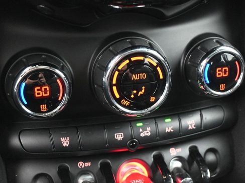 Used 2015 MINI Cooper S image 15